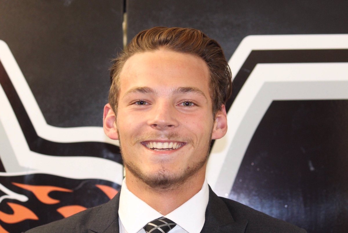 OJHLOfficial's tweet photo. COMMIT| Toronto Jr. Canadiens (@OJHLJrCanadiens) goaltender to Plattsburgh @Cardinals_MHKY

"The environment that Vince and Blake have put together is truly a professional atmosphere"

READ ⬇️ 
https://t.co/3CwIV2kPUT

📸: Fort Erie Meteors
#leagueofchoice https://t.co/XdffdhnpKZ