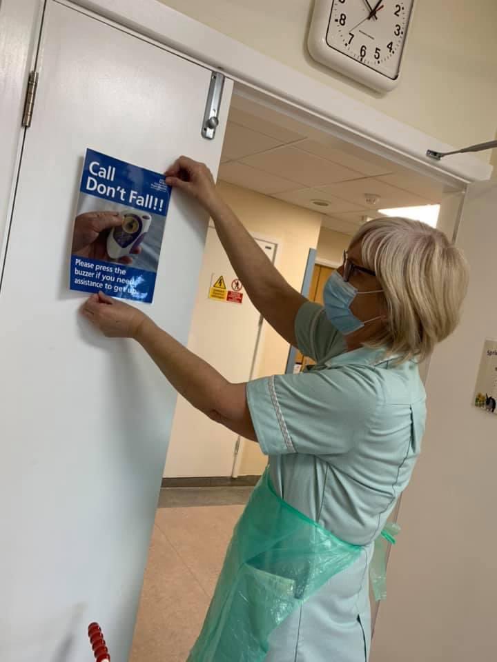 Here is our lovely HCA Sam showing us one of the ways she is bringing safety for our patients by becoming our falls prevention champion 👏🏽👏🏽 #goingforgold