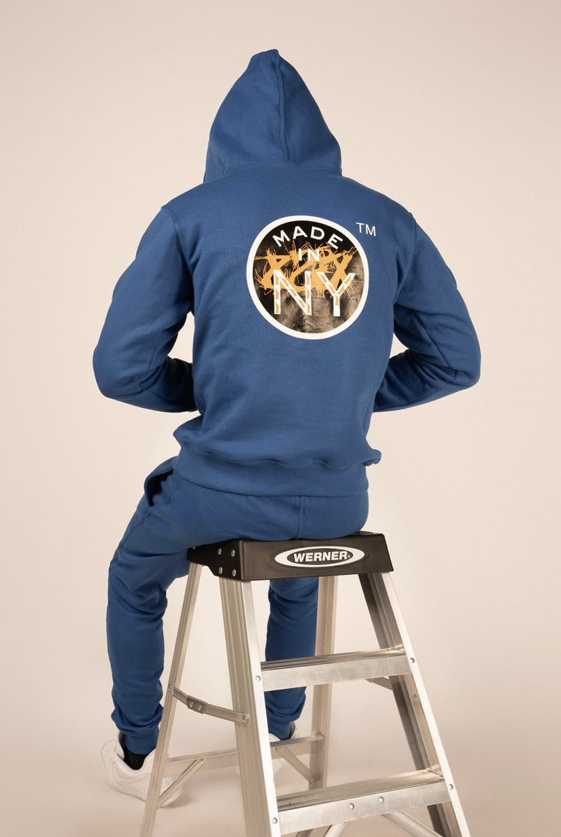 EightySixer's tweet photo. Blue Eightysixer Sweatsuit Available Now On Site & Local Delivery , Limited Sizes Left‼️ LINK IN BIO 🎱🚦🔥
#supportsmallbusiness #supportblackbusiness #nycmade #streetwear #streetfashion #sixerway https://t.co/QNbrEJH7O5