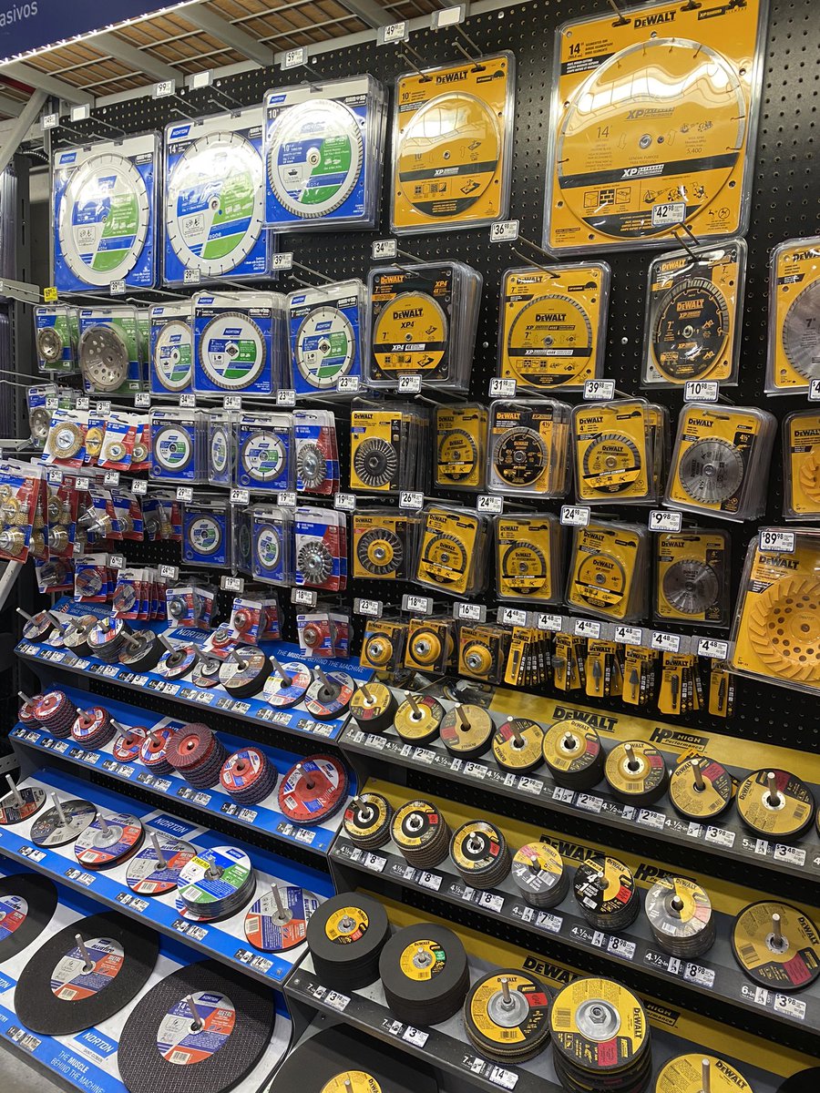 TDWolfe15's tweet photo. Great Job by Ross and the MST team in #brick1535. We are packed down and ready to take care of our customers. @AndrewsP26 @JaneenV_HRBP @johnfesta14 @JoeWizz1535 https://t.co/6OdWsycI4W