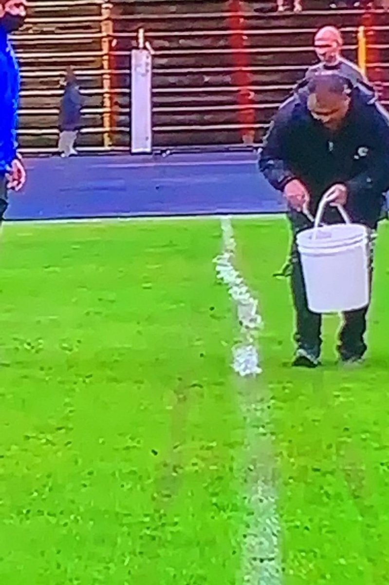 OPetinatti's tweet photo. Futbol uruguayo. Descripción grafica. https://t.co/a0vzfhqIE3