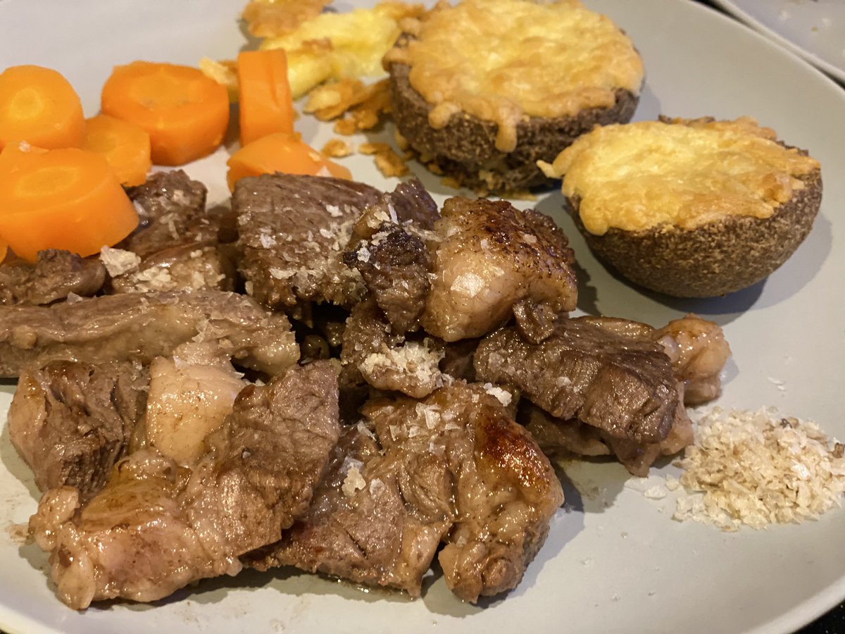 WeShopWithYou's tweet photo. I love Maldon smoked sea salt serve with steak .   
How about you ? https://t.co/hZoyghULsx