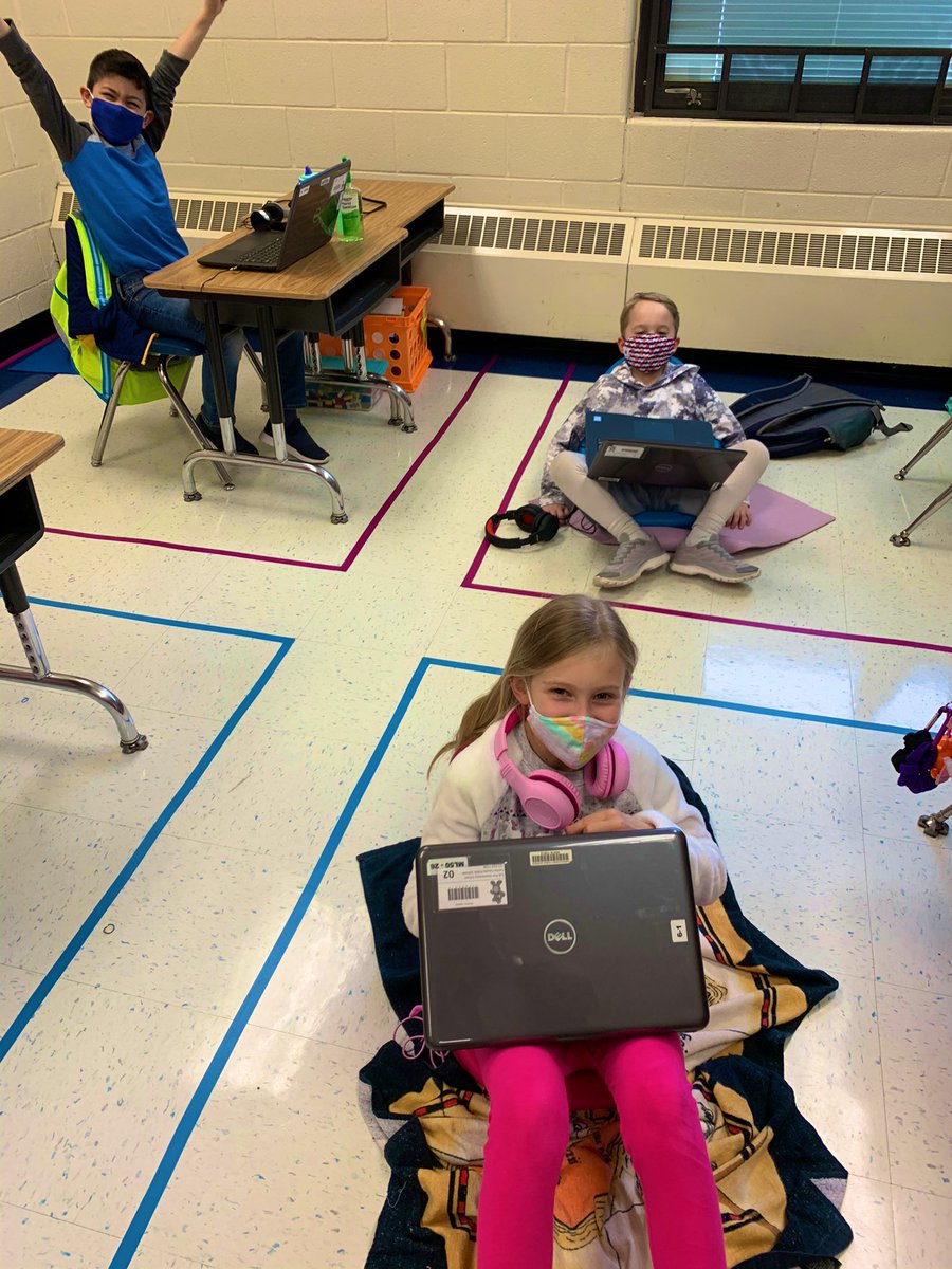 CubRunCongdon's tweet photo. Loving our time on ST math!!
#scoopchairfun https://t.co/nLNTx3uDoS