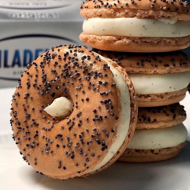 WereBillionaire's tweet photo. Who likes macarons ? 😏🇫🇷 https://t.co/nnKKubt6gn