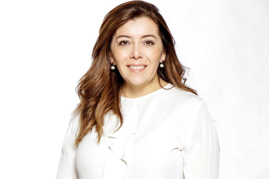 GIndustriesMEX's tweet photo. Nombra @SchneiderElec a Claudia Gómez Llamas vicepresidenta de #Marketing Global para Secure Power. Es la primera mexicana en ocupar un puesto de este rango a nivel global en la #empresa

https://t.co/TxfqSHq2T4

@claudiagomezll #tecnología #TI #SecurePower #SchneiderElectric https://t.co/BTIl3FeqG1