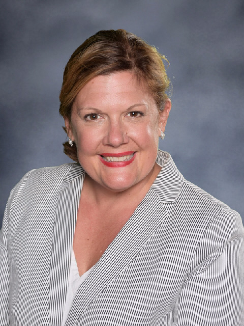 StJoeAngels's tweet photo. The St. Joseph's Academy community congratulates Dr. Jennifer Feise Sudekum ‘93 (Principal of Academic Affairs) for the completion of the Doctoral Program at @SLU_Official! She has earned the degree of Educational Leadership. #IntellectualDistinction #StrongValuesStrongWomen 😇 https://t.co/4414HRuIdP