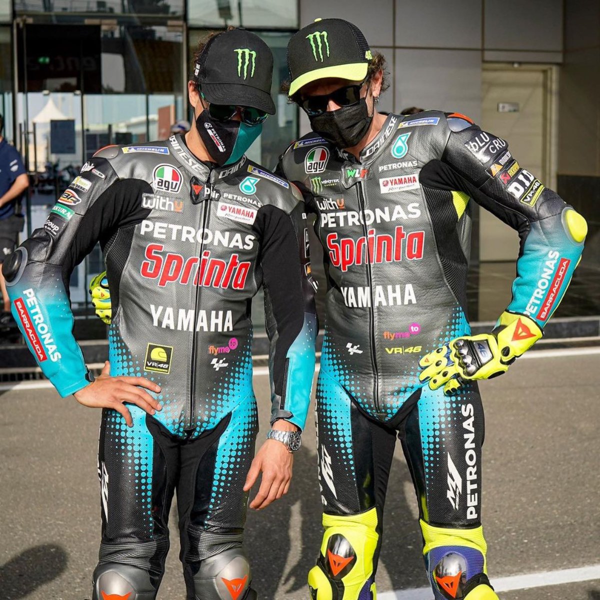 Pronti per la 26esima stagione
Con il mio team di sempre Uccio Max Franci,con il mio bro <a href="/Luca_Marini_97/">Luca Marini</a>,con il mio teammate <a href="/FrankyMorbido12/">Franco Morbidelli</a>,con la freccia rossa <a href="/PeccoBagnaia/">Pecco Bagnaia</a> e con il <a href="/sepangracing/">PETRONAS SRT</a> al gran completo David Matteo Idalio 
Ready for the 26th season with all my team