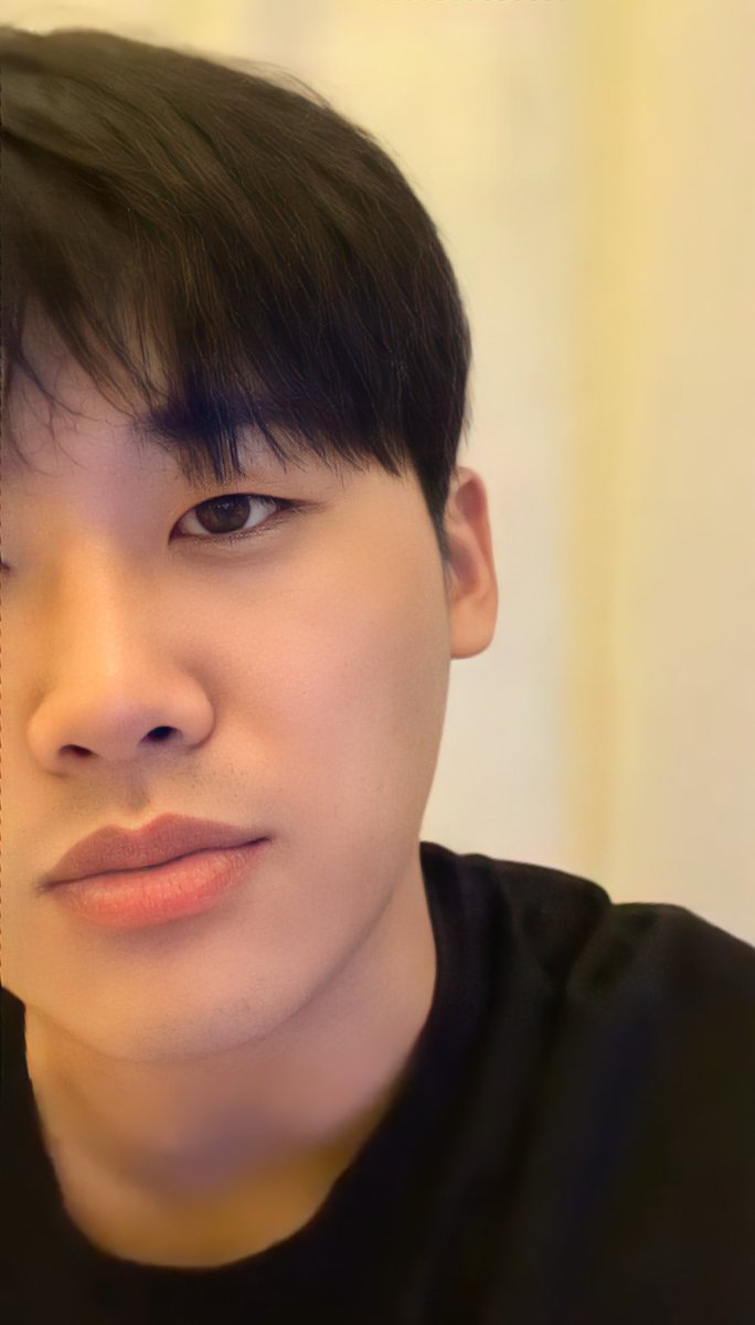 coogie4ever's tweet photo. Coogie IG Live
𝐅𝐨𝐥𝐥𝐨𝐰 @Coogie4ever 𝐅𝐨𝐫 𝐌𝐨𝐫𝐞!
𝐓𝐚𝐠 : #Coogie4ever
_
#Coogie #쿠기 #MillionMarket #밀리언마켓 #ATMseoul #ATM #Coogie0123 https://t.co/pvp9Rbg0NS
