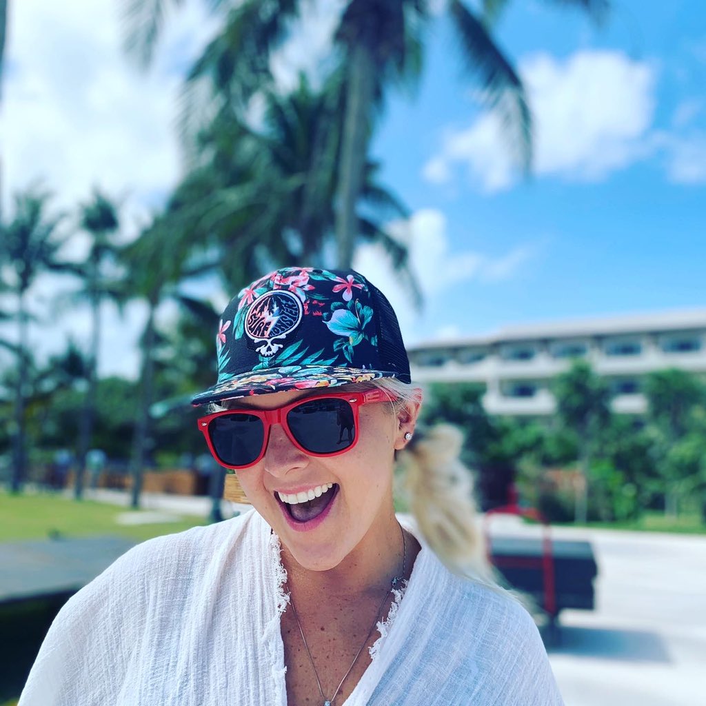 SurfMonsterCo's tweet photo. New hats online NOW!! 🌴🍍🌴 https://t.co/t2qsY9Se0e