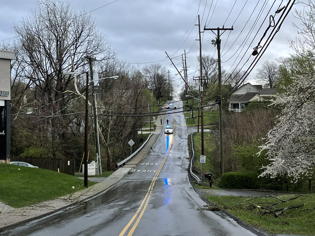 PaigePfleger's tweet photo. There are fallen trees and downed power lines from the storms in East Nashville. @NashSevereWx @WPLN https://t.co/i1sq1KShBu