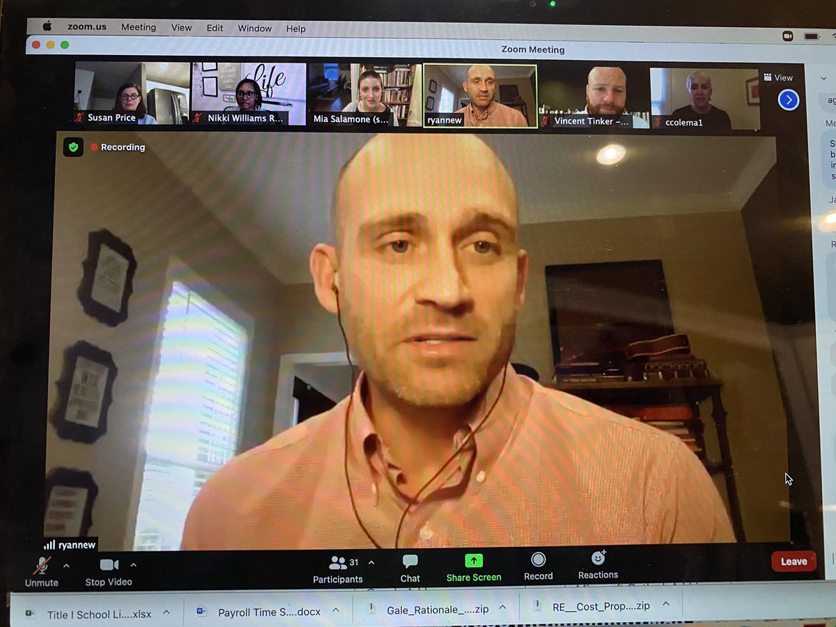 Stock_Dark999's tweet image. We are transforming what our social studies classroom looks like! @JCPSSocStudies @JCPSTinker @rspoo_ingram @kids_inspire