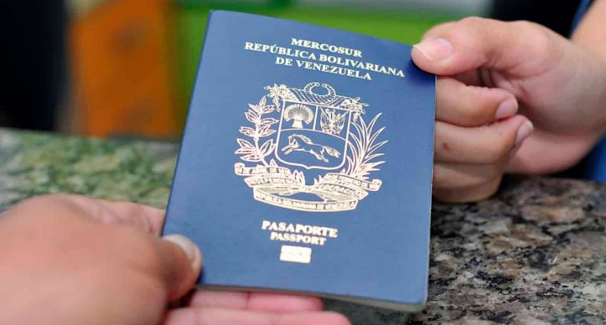 ChiguireBipolar's tweet photo. Saime anuncia que pasaporte de 10 años se entregará en 9 años hábiles https://t.co/E4RL2AWXlD https://t.co/GhSOpwIOeY