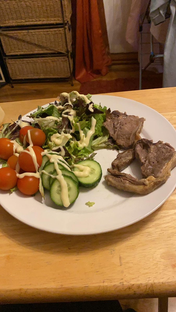 MikeLiamSmith's tweet photo. Imagine this monstrosity was the culinary highlight of your week @ConnorFrieze1 https://t.co/0EjvzYbWVt