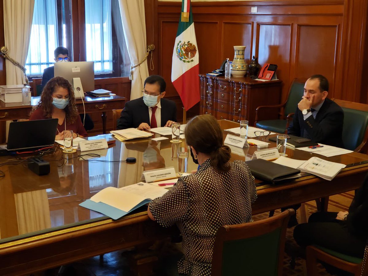 LuisAntoRamirez's tweet photo. La Junta Directiva del @ISSSTE_mx aprobó para este año, la inversión de más de 7,200 mdp para la adquisición de equipamiento médico, ampliación y terminación de obras así como para mantenimiento y conservación en las unidades médicas. @lopezobrador_ https://t.co/EOzg7grZBi