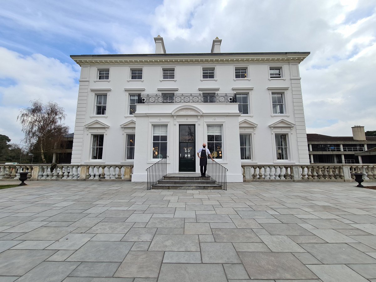 Dining Devon tweet media