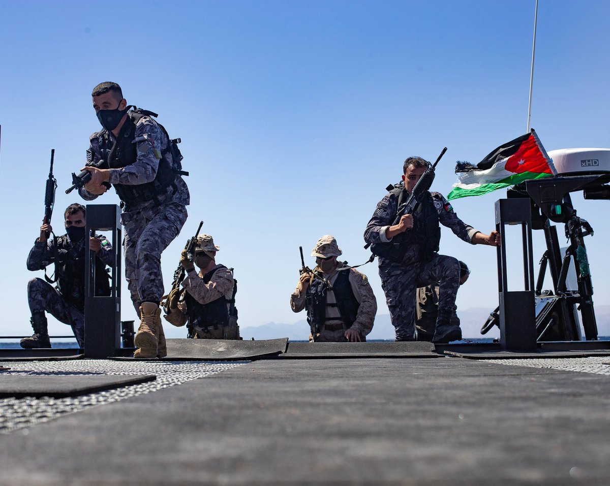 CENTCOM's tweet photo. U.S. #Marines with #SPMAGTFCRCC participate in a maritime interoperability exercise with Jordanian Armed Forces #Jordan @USMARCENT @ArmedForcesJO https://t.co/F1HMmFh8UK