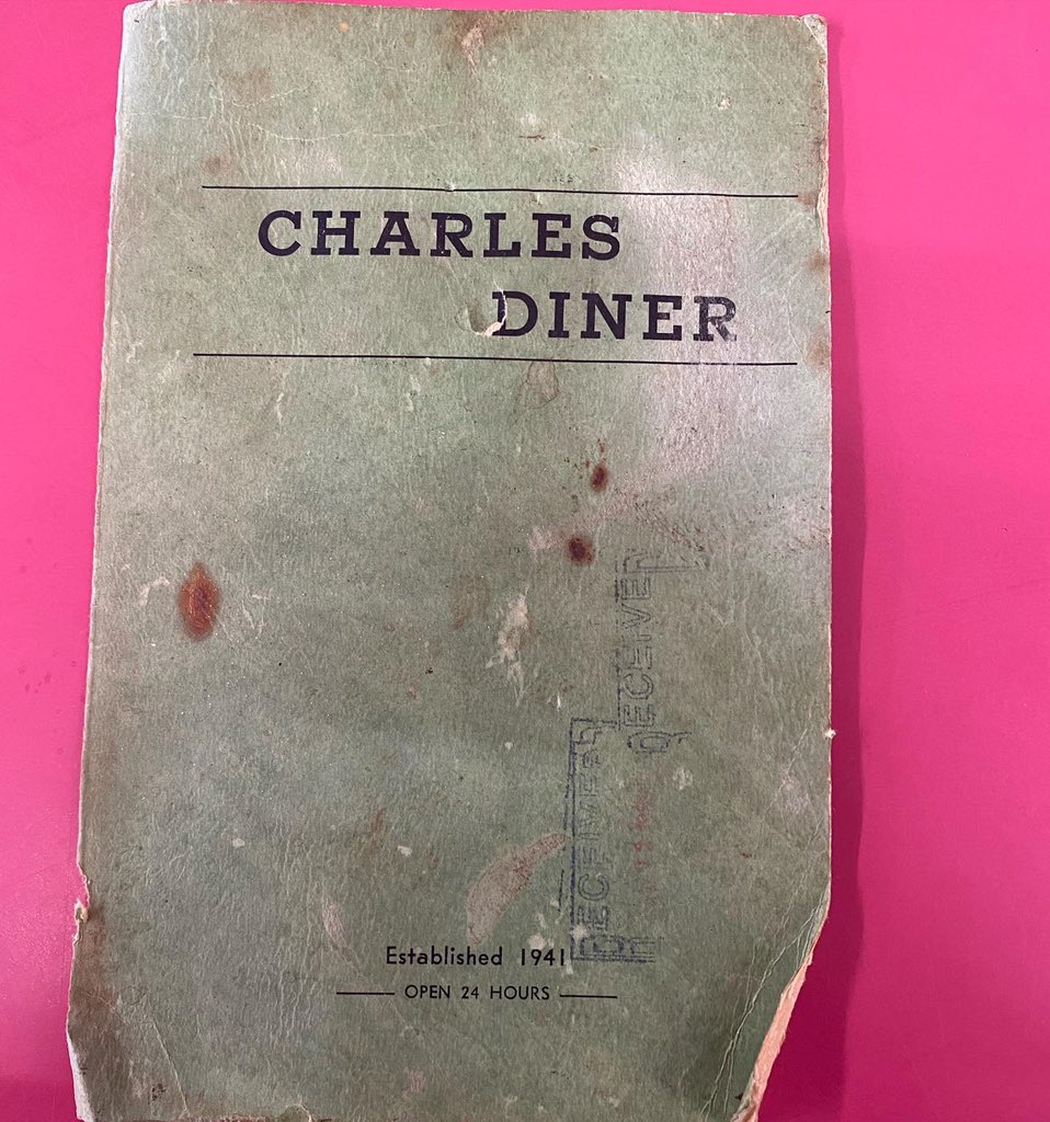 DinerDay's tweet photo. Charlie’s Diner 📍

218 Union St, West Springfield, MA 01089

Bought by a father who was a trucker, transported the diner by truck and opened in 1941 

#history #diner #diners #westspringfield #Massachusetts #igers https://t.co/oJUXOWayUl