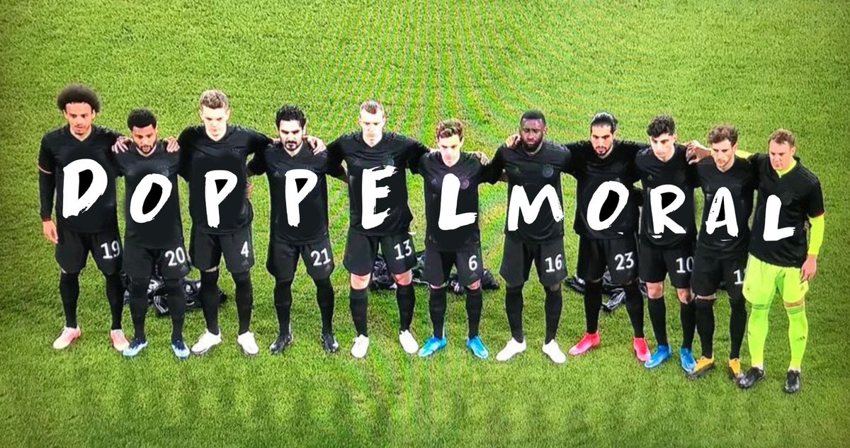 ChrisReichFoto's tweet image. Twitter fixed it.