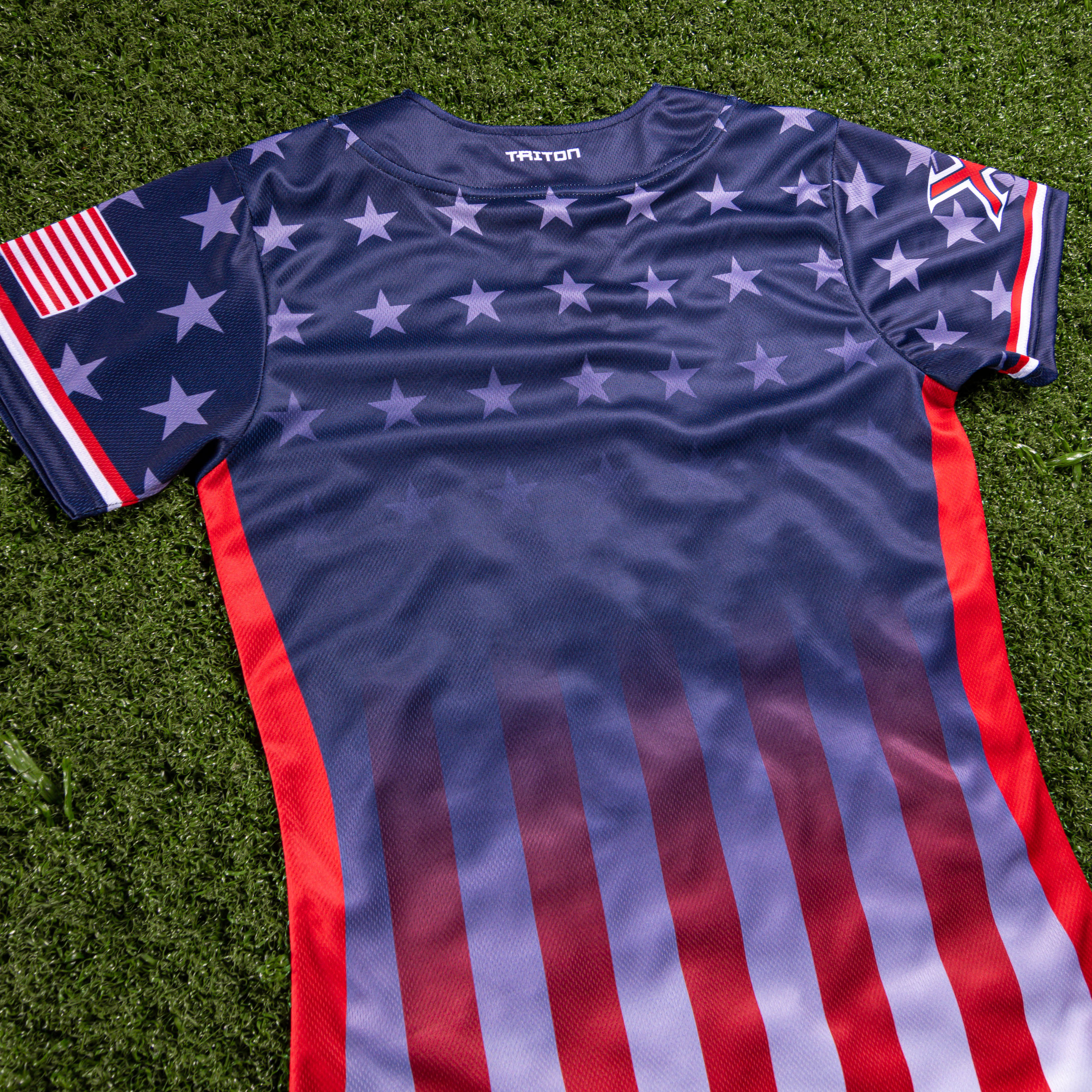 Custom Softball Jerseys on X: Xtreme Softball @lady_xtreme wears this  #Triton Patriotic design P127. Get ready for summer with custom jerseys,  including the best patriotic designs you'll find. Take a look here.