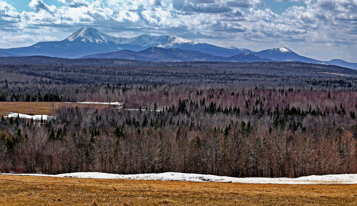 A sure sign of spring: 50° weather. Enjoying this week’s warm temperatures! #MaineHighlands 

Photo by Roger Merchant