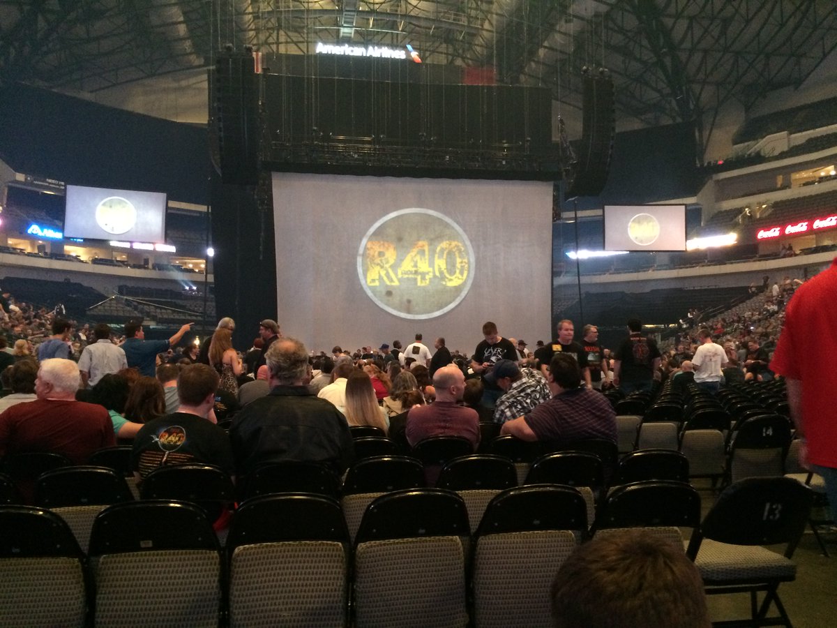 sabbathfans's tweet photo. Yesterday it was Iron Maiden - today's 6hr work block brought to you by my @RushTheBand career playlist. In honor of their R40 show (which was awesome), the playlist is backwards. 58 songs, 5.5 hours.

Apple Music: https://t.co/Zgzl6BTFDH

Spotify: https://t.co/K7TFOrmi5B https://t.co/QDzFC9ZJ0M