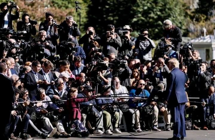 brujeff77's tweet photo. This is how a "Real President" does it, unlike Biden's "Fake Press Conference" full of hand picked Partisan Questions! #FakePressConference #bidenpressconference https://t.co/uvagMo35ZQ