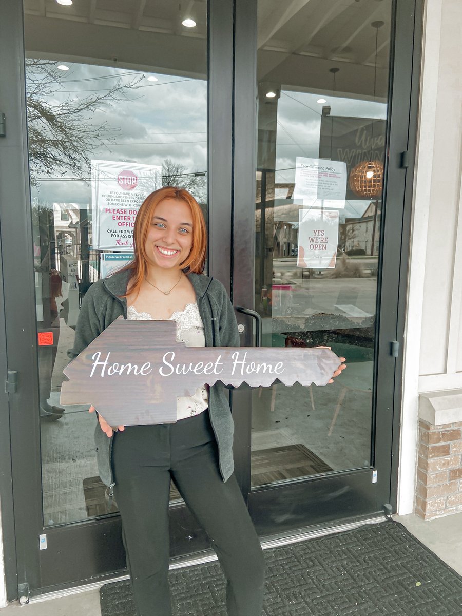 AvalonPlace's tweet photo. Home Sweet Home 🏠✨🤩
You're one step away from locking in your bed-space for the Fall! Come in for a tour any time, we are always available for you!!!

210-877-0400
Avalonplace@assetliving.com https://t.co/QJH8eohkta