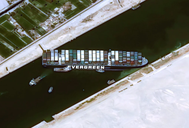 kid4stro's tweet image. when u swallow a chip wrong