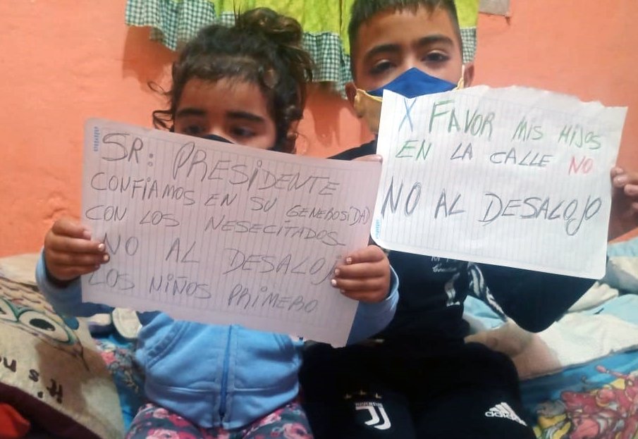 inquilinosxND's tweet photo. #inquilinosenemergencia
#noalosdesalojos
#Inquilinazo
#ExtensionDNUYa
#plandedesendeudamiento
#YoMeSumo

@jorgeferraresi 
@alferdez https://t.co/9edHZIKxUJ