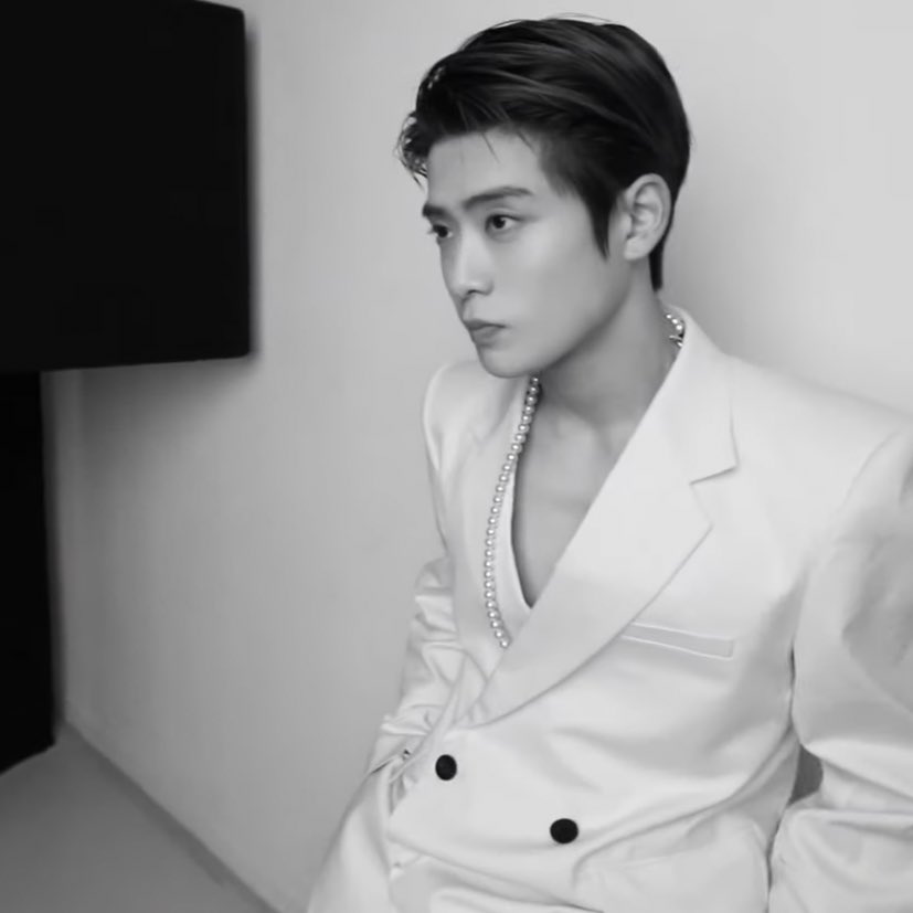 พูดออกมาพร้อมกันว่า