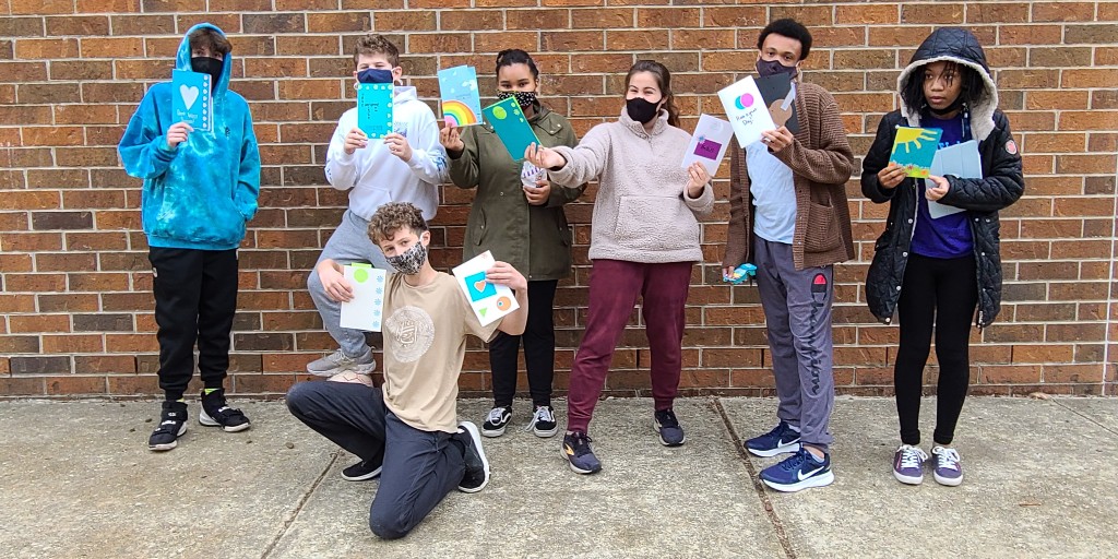 mpfs's tweet photo. As part of a service learning project, MPFS students created cards for residents of Glen Riddle Village who have not had visitors in at least 6 months due to COVID https://t.co/2rmgUkf3LR #mpfsquakered #thisisquakered #everybodyshometown #mediapa #delconews #unifyingamerica https://t.co/1MC6DzhNVP