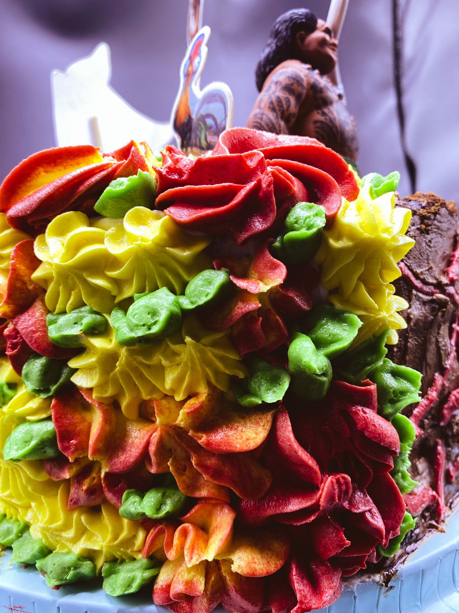 moenagarden's tweet photo. J'ai fait un gâteau hier sur le thème moana 
#Carinesfactory #team228 #TT228 https://t.co/6AwnphJCjD