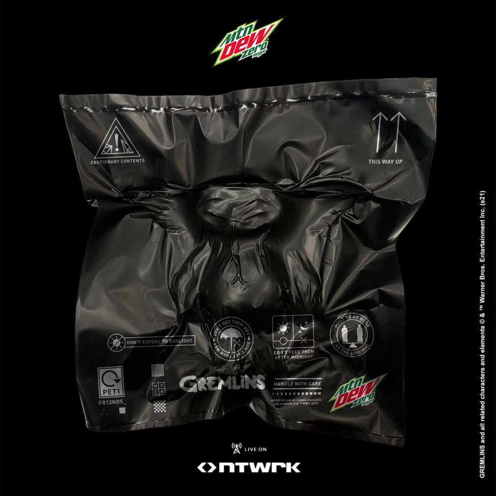 In celebration of the 1980’s hit film #GREMLINS we teamed up with NTWRK &amp; <a href="/MountainDew/">Mountain Dew®</a> to create a LTD EDITION, grown-up Gizmo collectible. Just like Mtn Dew Zero Sugar, Gizmo is “As Good As The Original, Maybe Even Better.” Available Fri, March 26 <a href="/4pm/">4pm</a> EST@NTWRK #MTNDEWZEROSUGAR
