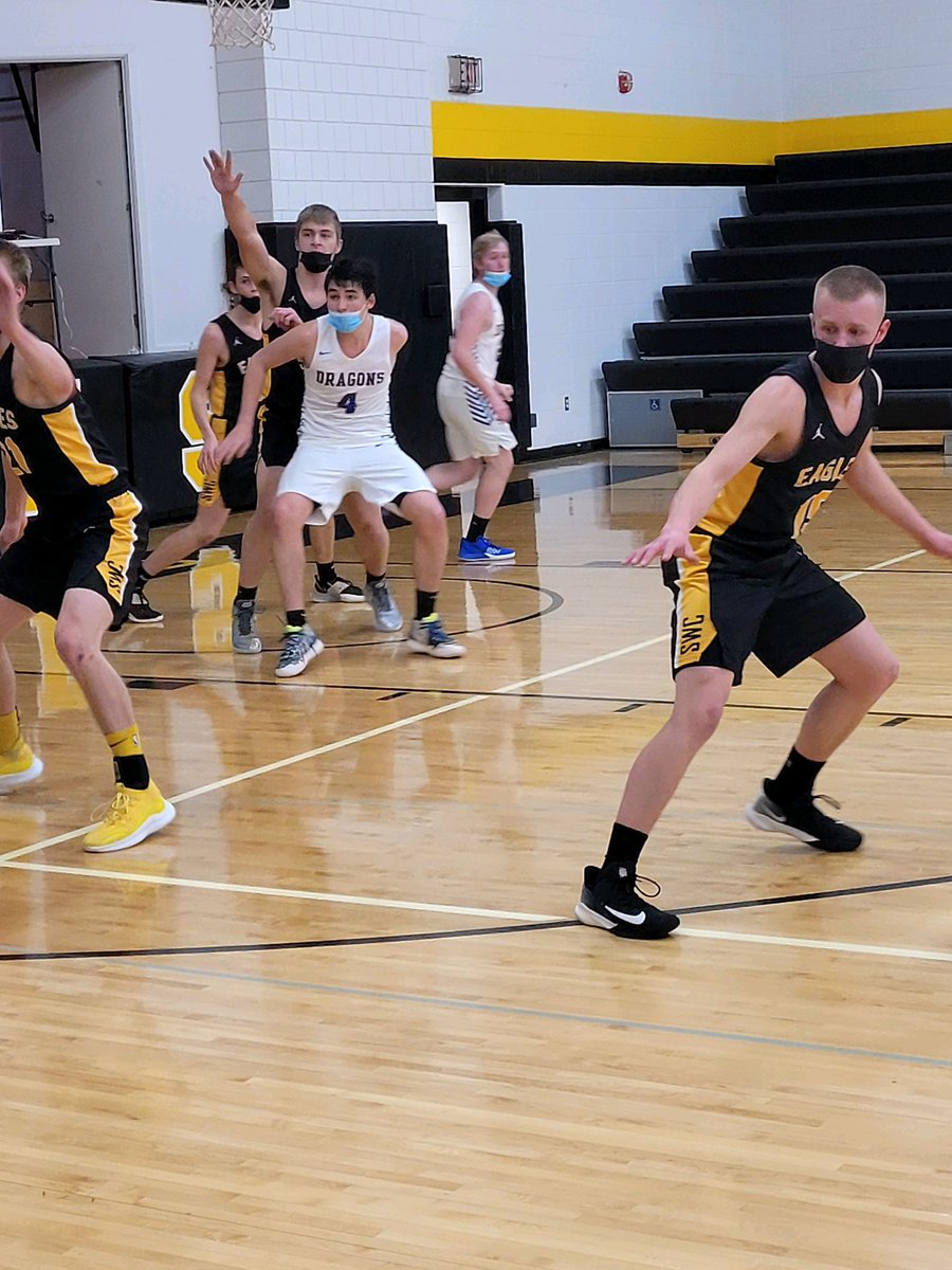 ajlenz11's tweet photo. Final season stats pts-14.2 Rebounds-6 assists-2 steals-2 blocks-1 per game and now the offseason work begins for college @MMULancersMBB https://t.co/LDLeCpBVUO