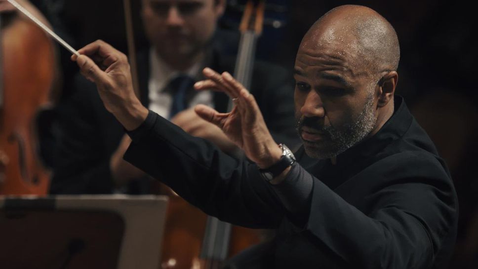 “We had no time and we had to figure out what would be innovative &amp; interesting.”

#DanielBartholomewPoyser (Barrett Principal Education Conductor &amp; Community Ambassador) shares how conductors have had to adapt to reach new audiences in the <a href="/TorontoStar/">Toronto Star</a>: bit.ly/3lTeu4w