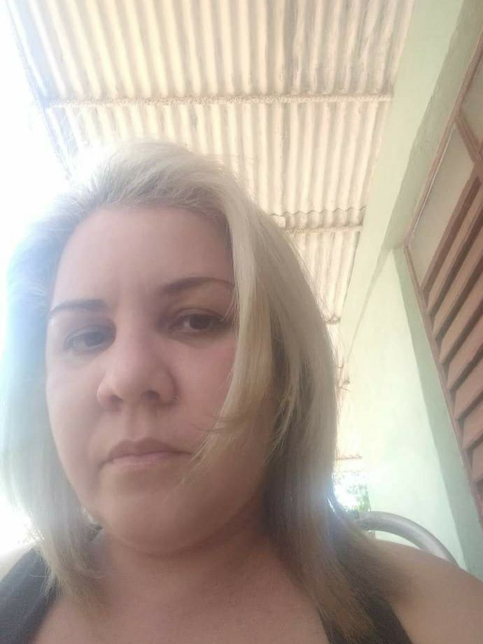 YariYar19514940's tweet photo. Esta valiente cubana fue secuestrada por la policía cubana  exigimos fe de vida de Diasniurka Salcedo 
@maydel_poyato 
@MielPara 
@ValdesYuset 
@Yamy56983935 
@YamilaHija 
@Almenares10 
@cazabollo1 https://t.co/RgRcTO7zVM