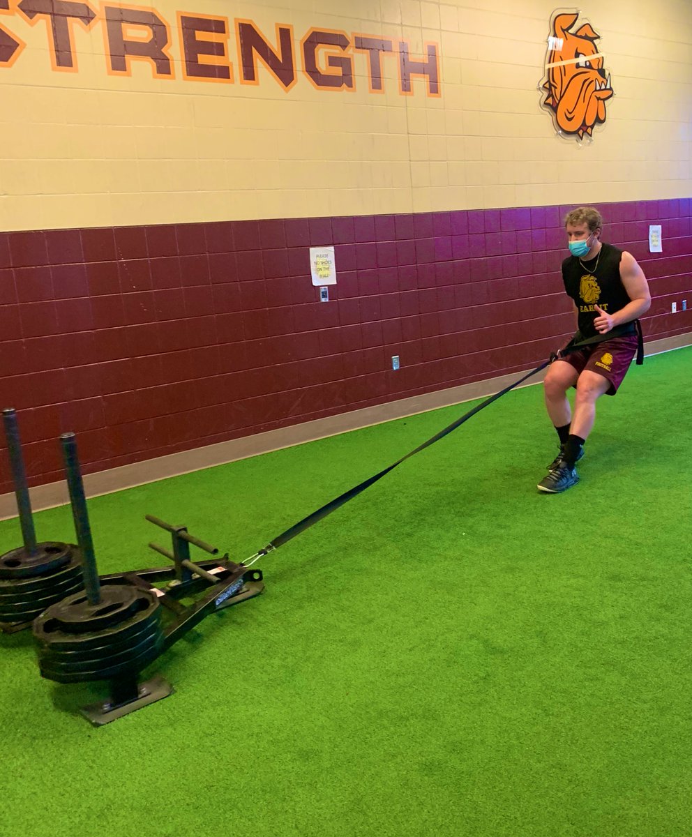 UMD_Football's tweet photo. WORK DAY. 🏋️‍♂️

#BulldogCountry | #EarnIt https://t.co/oXvCnw4BUG