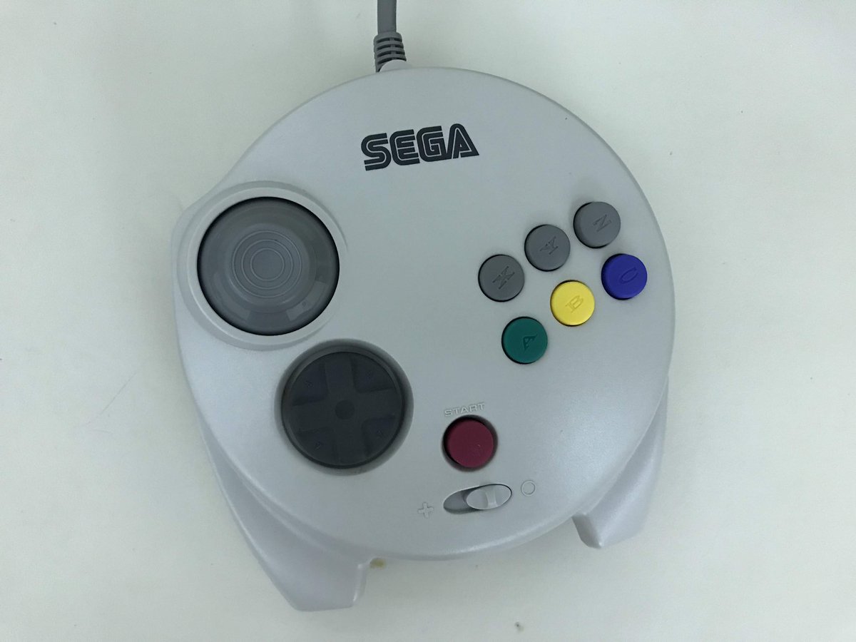 RodrigoSalsa's tweet photo. Um controle analógico japonês de Sega Saturn #multiversoloading https://t.co/jjMvgcAHGZ