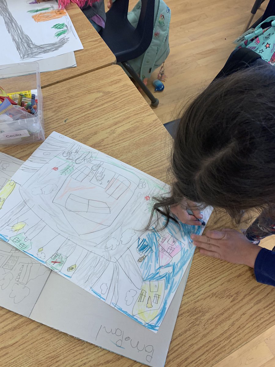 Kindergarten Room 14 tweet media