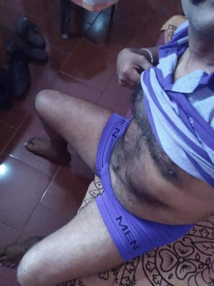 Sharath9891's tweet photo. Mallu_uncle https://t.co/kt412uFaBA