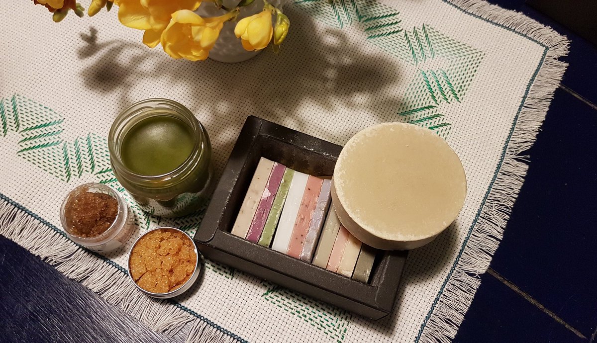 erreelleerre's tweet photo. Tra un attimo smetto di sniffare e mi preparo la cena 😍 @Marco_Slongo #DolomiteBio https://t.co/AL8x8znGmx