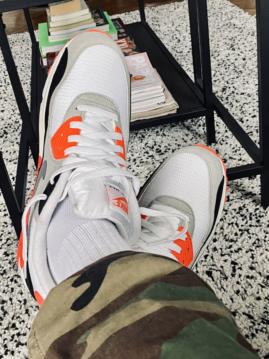 BySeanMalcolm's tweet photo. Happy Air Max Day Eve!

Day 25 - “Infrared” Air Max 90s (2016)

#MalcolmAirMaxMarch

#AirMaxMonth #AirMaxMarch

#QuarantineKicks https://t.co/Tfy4h8NUFX
