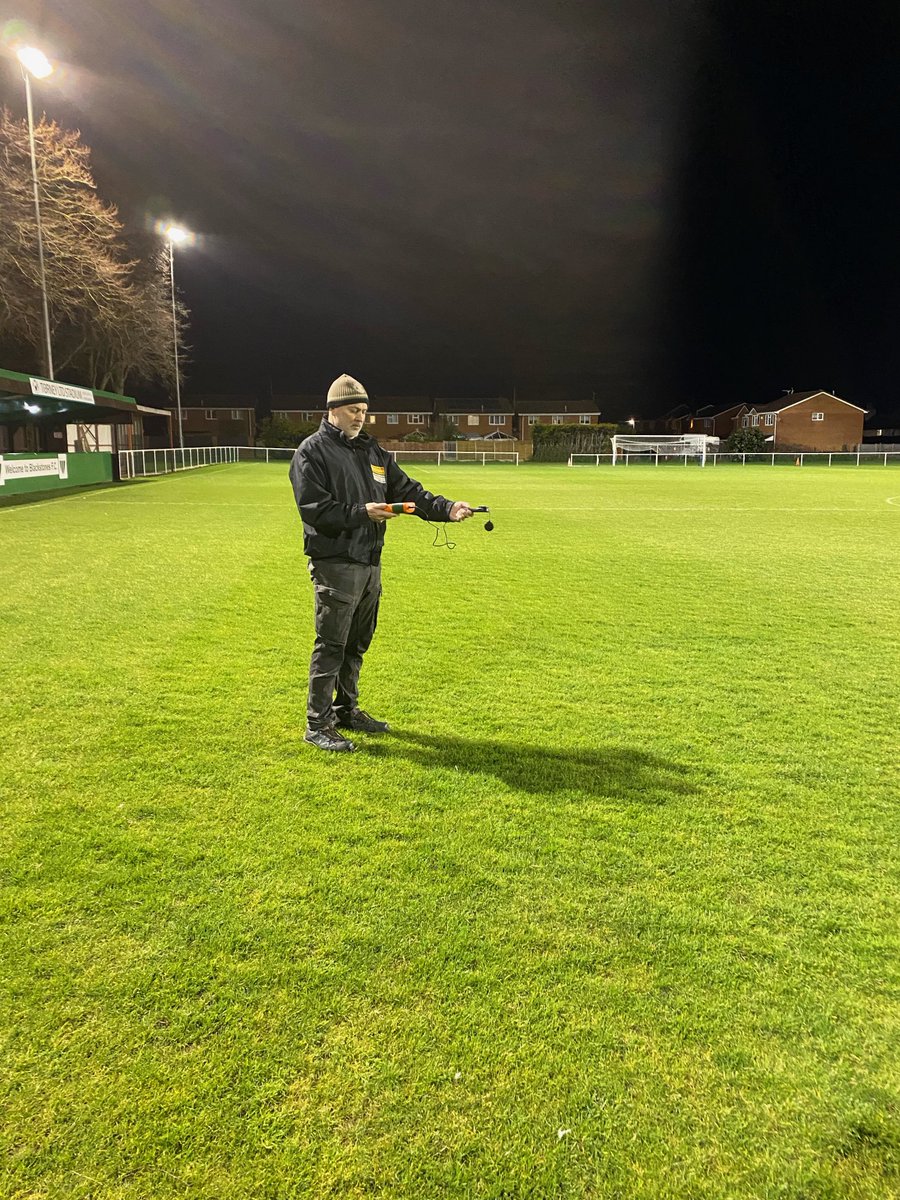 RudkinElectrics's tweet image. Late one tonight doing the 2 yearly flood light lux level check for one of our local clubs .100 areas to check to calculate the average ⚽️💡💡💡