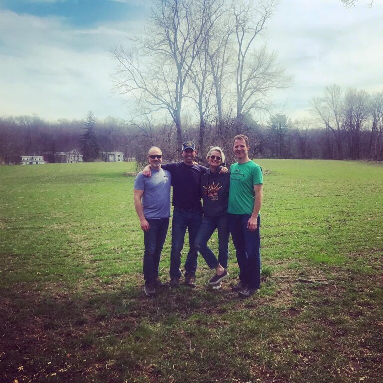 PeasantWife's tweet photo. River Valley Community Grains https://t.co/cfi3suAMPb passion for developing and patronizing a local food economy prompted a culinary-centric quartet to bridge a gap between grower and consumer in the largely untapped market for #grains. #tpwpl #njlocalfood  #njfarms #njcommunity https://t.co/AsiMw79QDX