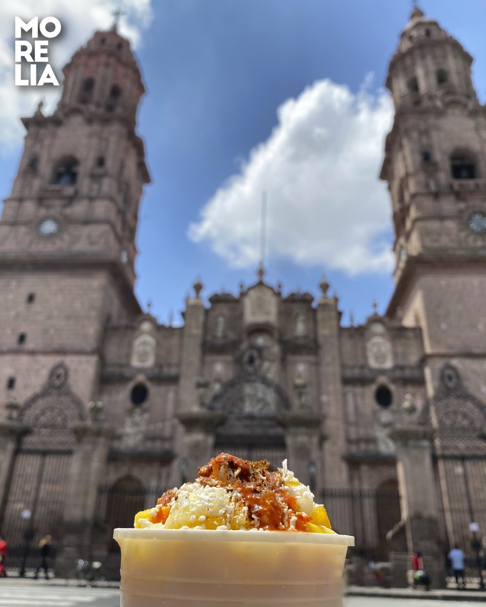 Turismomorelia's tweet photo. Solo en #MoreliaDeMisAmores podrás disfrutar de los mejores antojitos, y que mejor que un fresco y delicioso #gaspacho en la #JoyaVirreinalDeAmérica.

#MoreliaDeSabor

#QuédateEnMéxico
#QuédateConMorelia

@wtandtc @sectur_mx #SafeTravels #GobiernoDeMorelia https://t.co/1ucUAXtJad