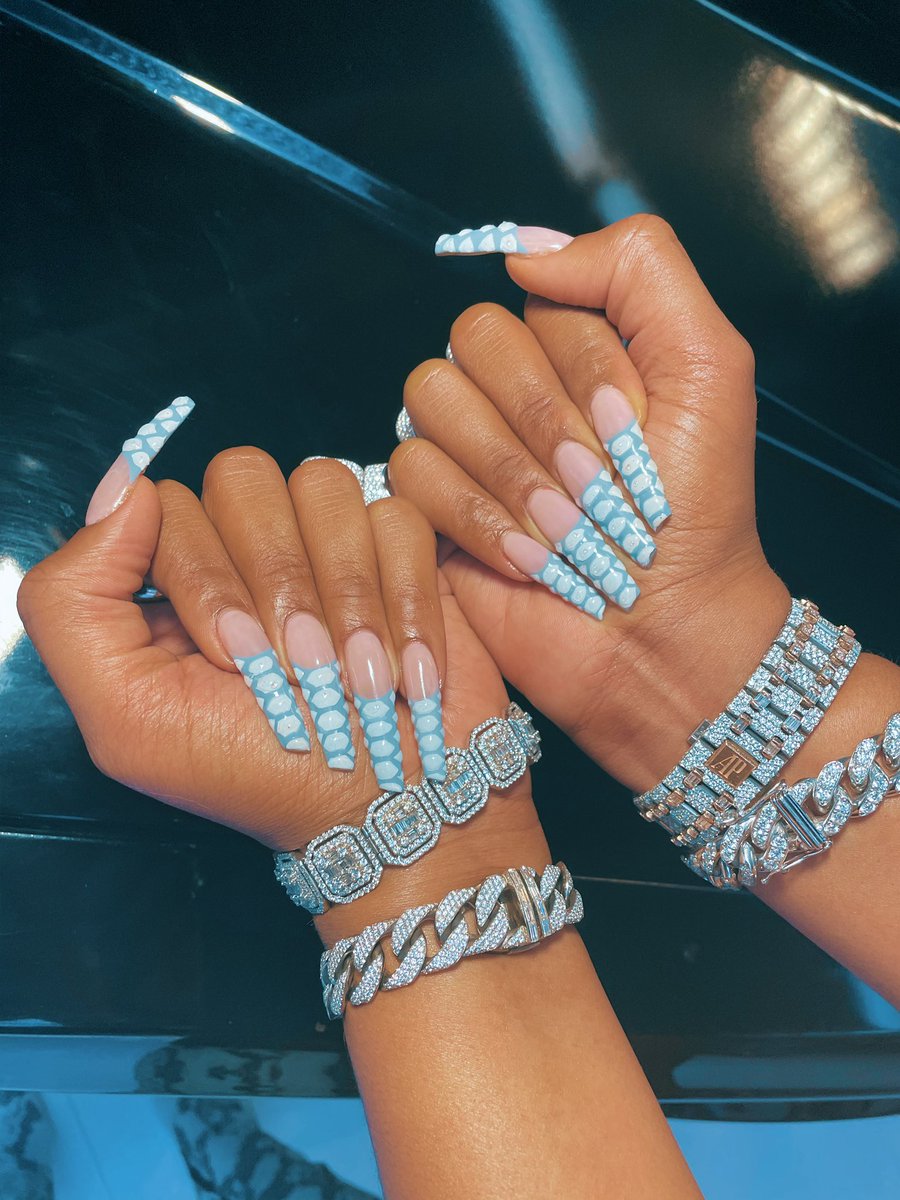 theestallion's tweet photo. New $et 🤍 https://t.co/AoLpLFIqeo