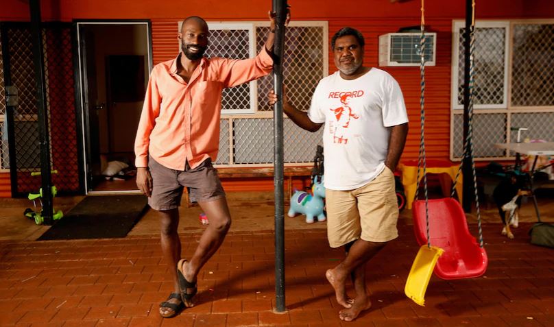 OPINION: In the outback town of Tennant Creek, Indigenous people and African migrants live together and work together. But relations in this town aren't only skin-deep, writes Brian Obiri-Asare.

ab.co/2OZ3jez #RNEarshot