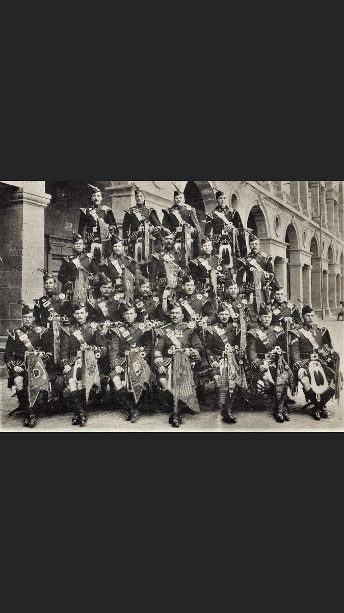 GordonPipes's tweet photo. Great photo of the Gordon Highlanders 1914 approx ⁦@ghmuseum⁩ ⁦@4SCOTS_PipeMaj⁩ ⁦@pipesdrums⁩ https://t.co/gZtvl1Z1f0