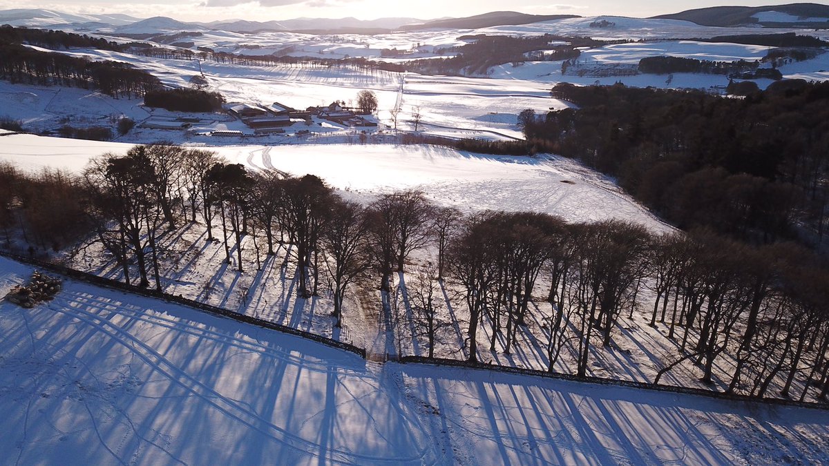 reizkultur's tweet image. The world looks more beautiful from above. Some of my favourite frames in ‘Explore your Boundaries’ with @MrMarkBeaumont, captured in the Scottish Borders, East Lothian &amp;amp; Midlothian. Just a short bike ride from #Edinburgh - you can watch the film now here: youtu.be/wCRG8-cEP50