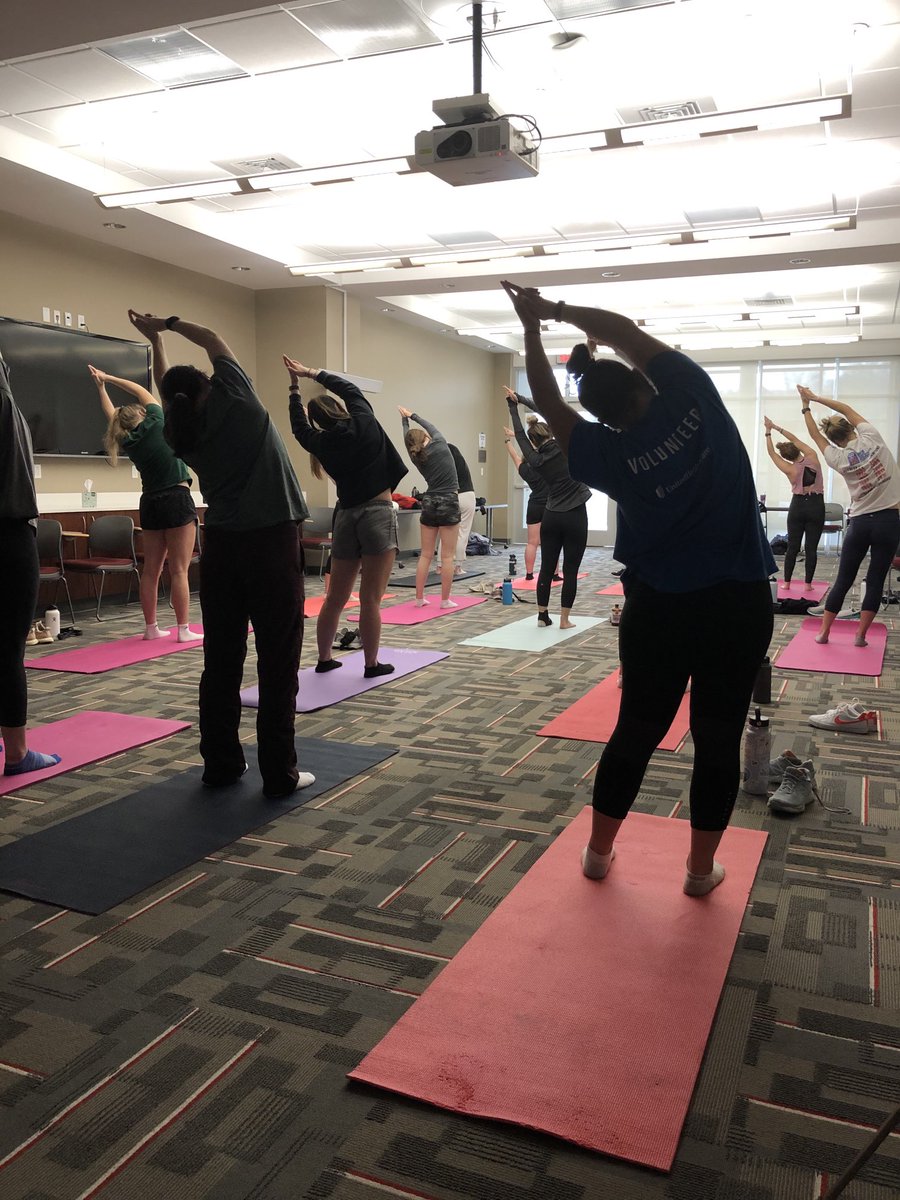 DenisonWSoccer's tweet image. Loving our first day of yoga. #LegRecovery #StressReduction #BodyMindSoul  #DUWSStrong  #WeAreWearingMasks
